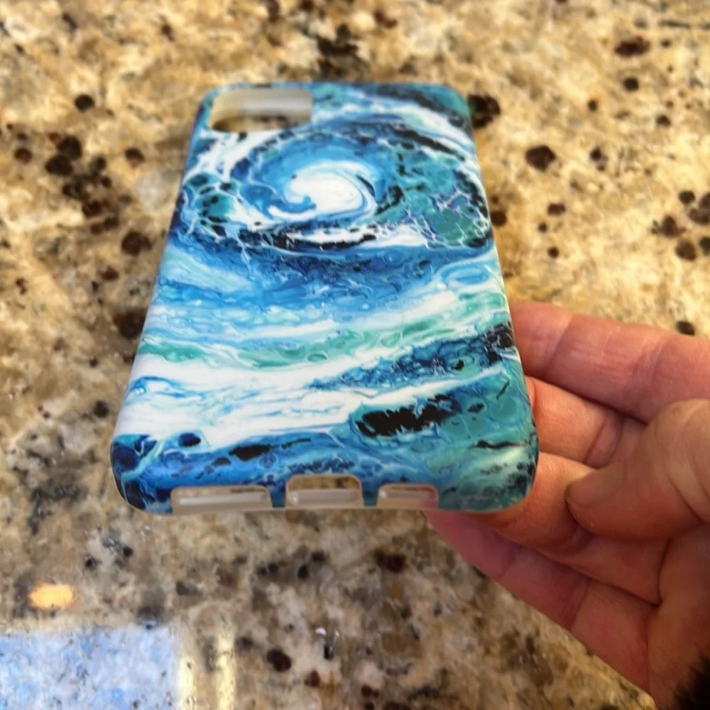 NEW iPhone cover for 11pm Max wave colors Blue Green artwork